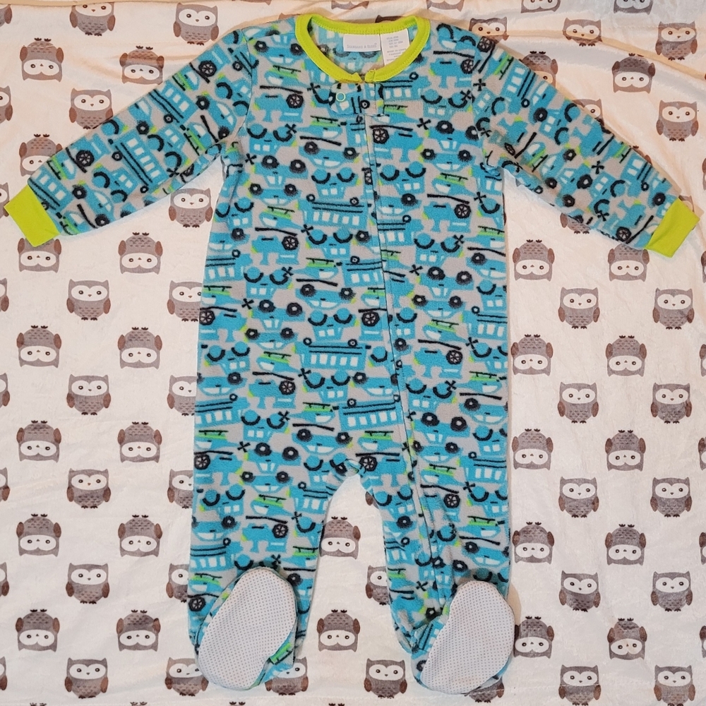 $1 | 18m | Long Sleeved Footies